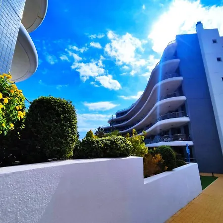 Infinity View Luxury Beachfront Lägenhet *