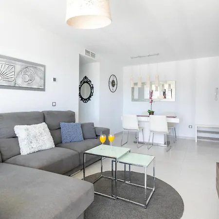 Infinity View Luxury Beachfront Lägenhet