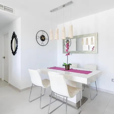 Infinity View Luxury Beachfront *