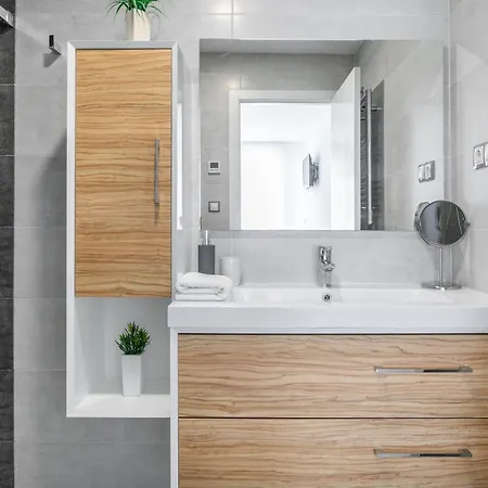 Infinity View Luxury Beachfront Lägenhet *