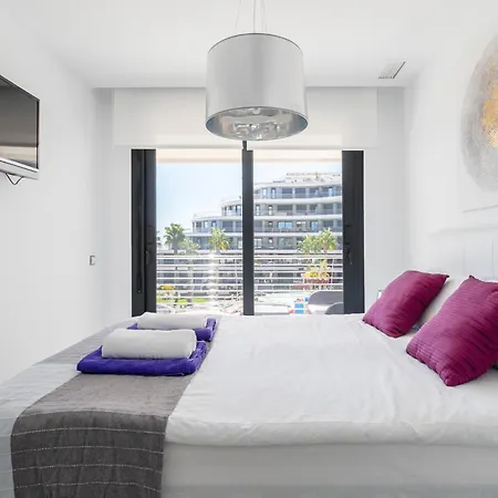 Infinity View Luxury Beachfront Lägenhet Arenales del Sol