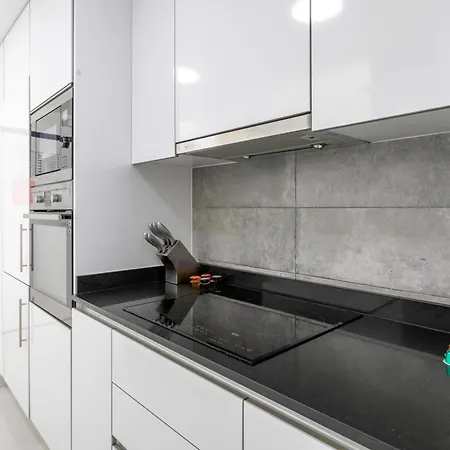 Infinity View Luxury Beachfront Lägenhet