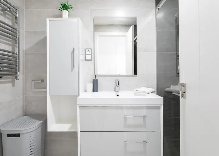 Infinity View Luxury Beachfront Apartamento