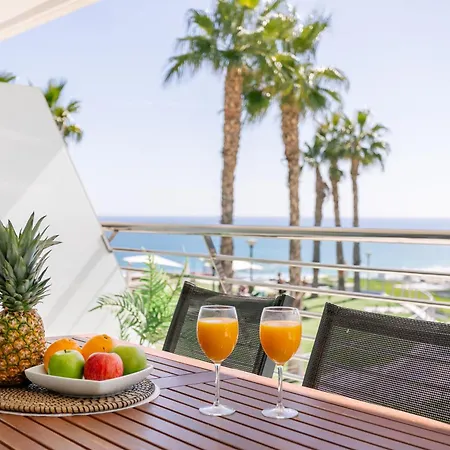 Infinity View Luxury Beachfront Arenales del Sol