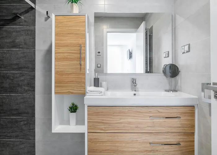 Infinity View Luxury Beachfront Lejlighed *