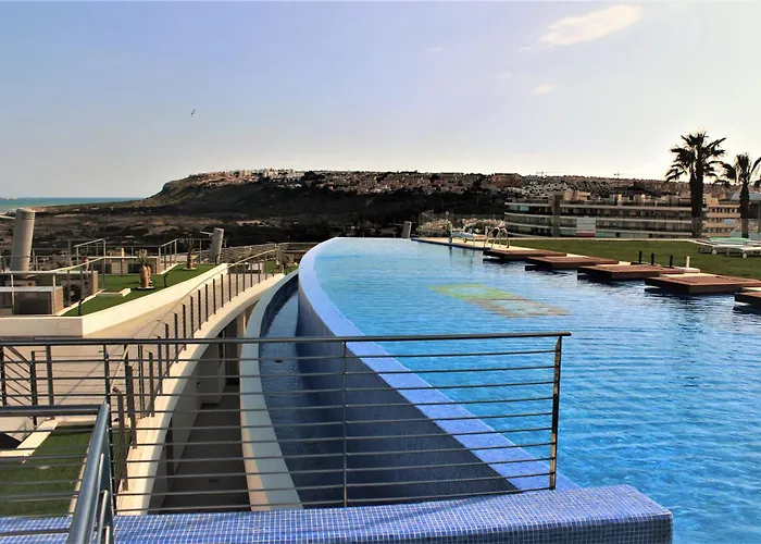 Infinity View Luxury Beachfront * Ареналес-дель-Соль